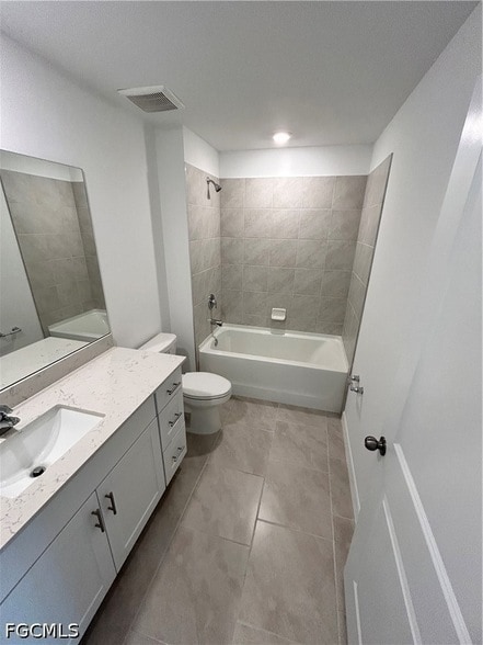 Building Photo - 19872 Green Pasture Rd