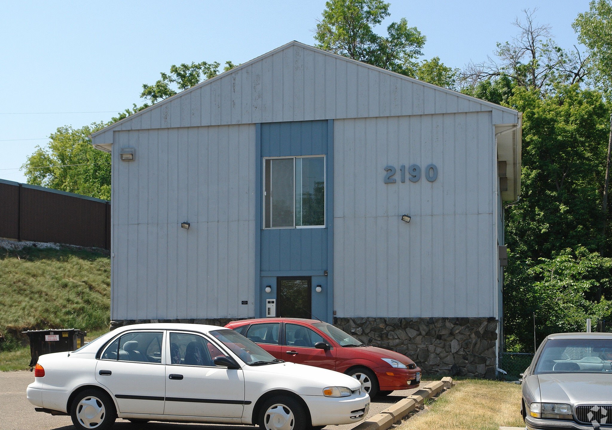 Building Photo - 2190 Robbins St