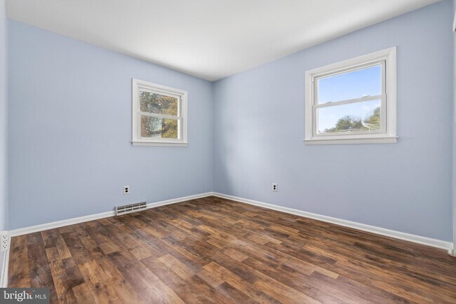 Building Photo - 202 Manahawkin Trail