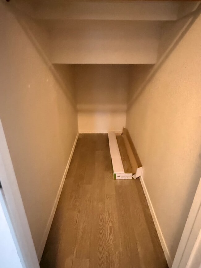 Building Photo - 2103 N Ensenada Cir SE