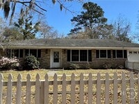 Building Photo - 12406 Largo Dr