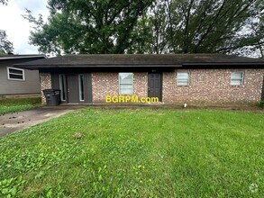 Building Photo - 3 BD, 1 1/2 BA, Home in Jacksonville