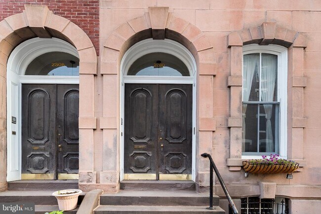 Building Photo - 2310 Spruce St