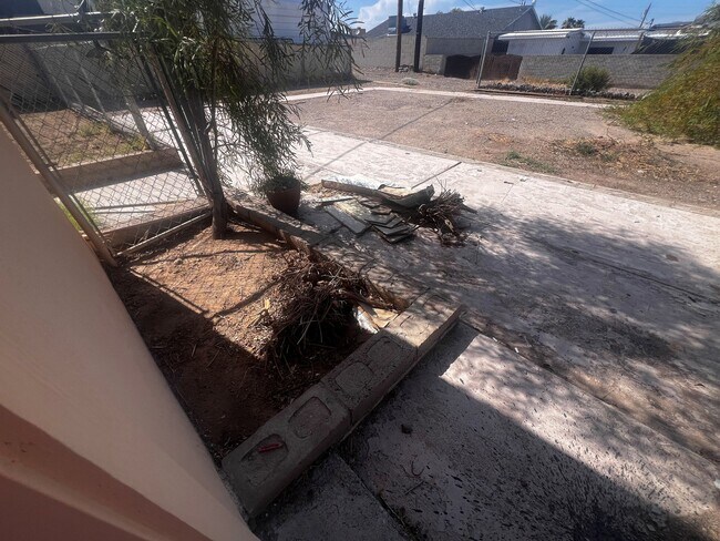 Building Photo - 2015 Rio Vista
