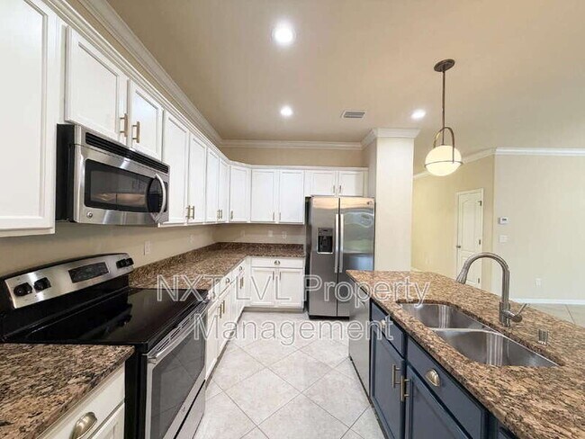 Building Photo - 9453 River Otter Dr