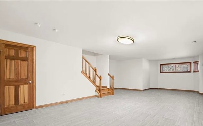 Building Photo - 5662 W Berenice Ave