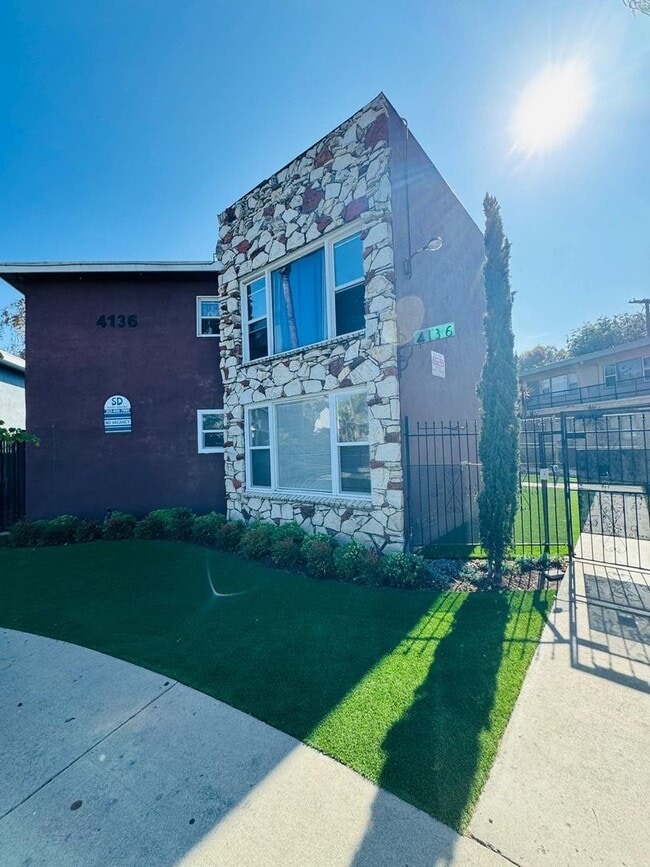 Building Photo - 4136 Palmwood Dr