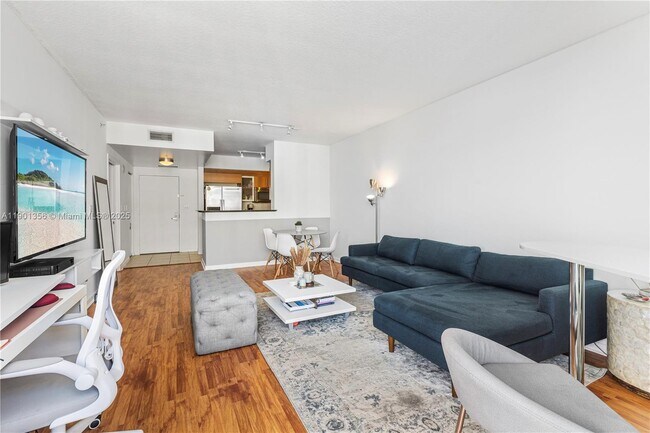 Building Photo - 335 S Biscayne Blvd