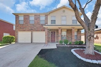 Building Photo - 115 Walnut Dr