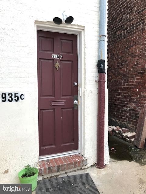 Primary Photo - 935 S Charles St