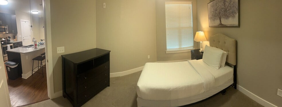 Building Photo - 6770 Broad Street