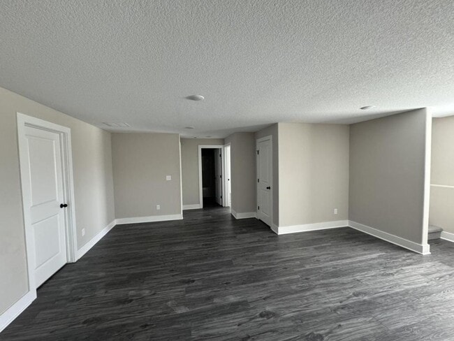 Building Photo - 5249 N Toben Ct