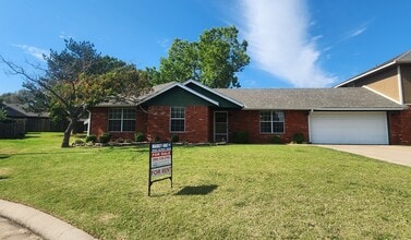 Building Photo - 6840 NW Willow Springs Dr