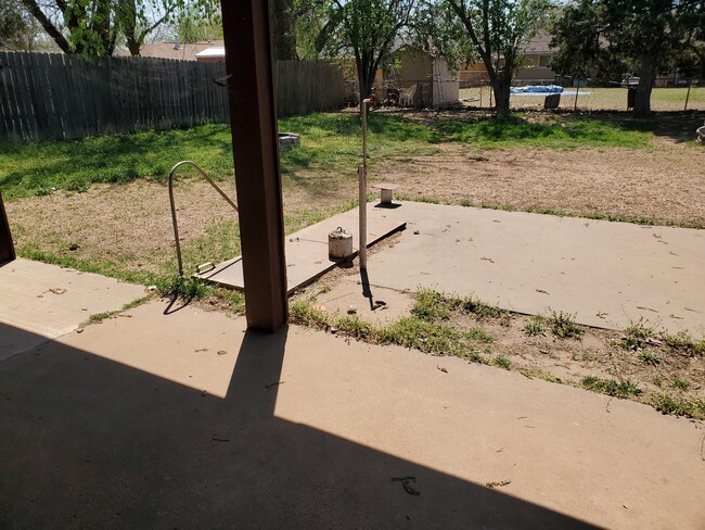 Building Photo - 709 Quapaw Dr