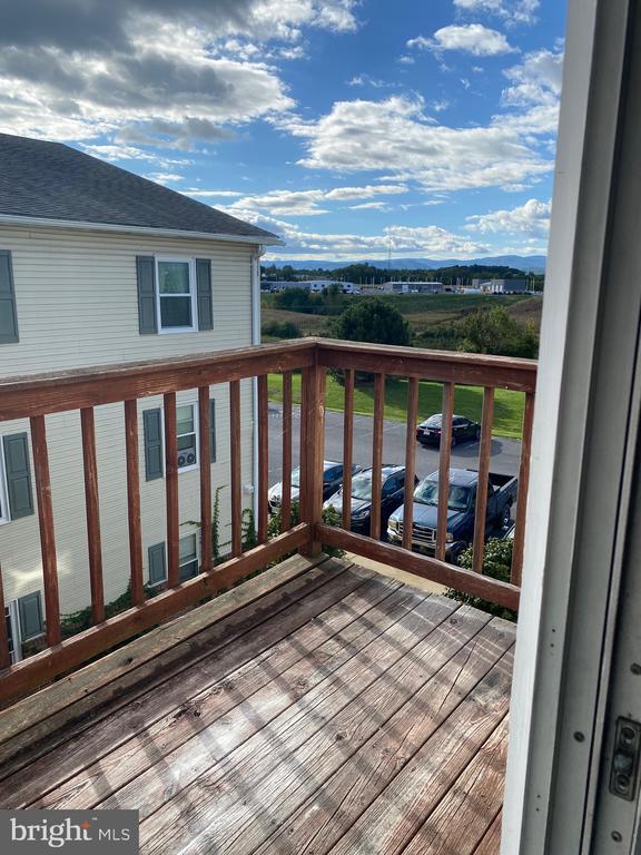 Building Photo - 1284 S Ox Rd