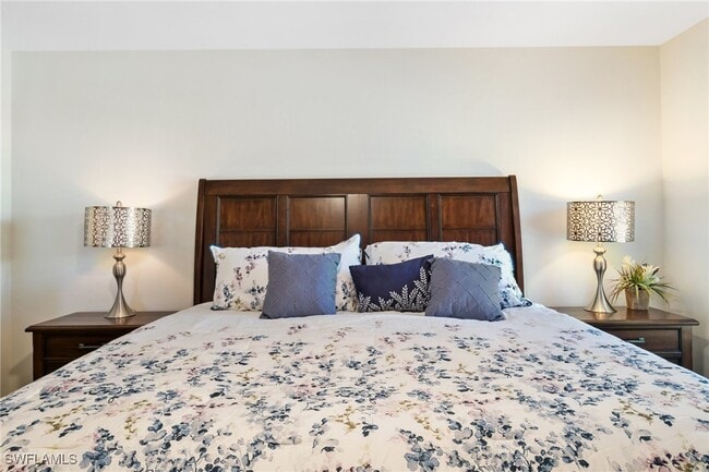 Building Photo - 26773 Hickory Blvd