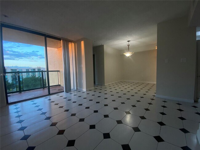 Building Photo - 11800 SW 18th St