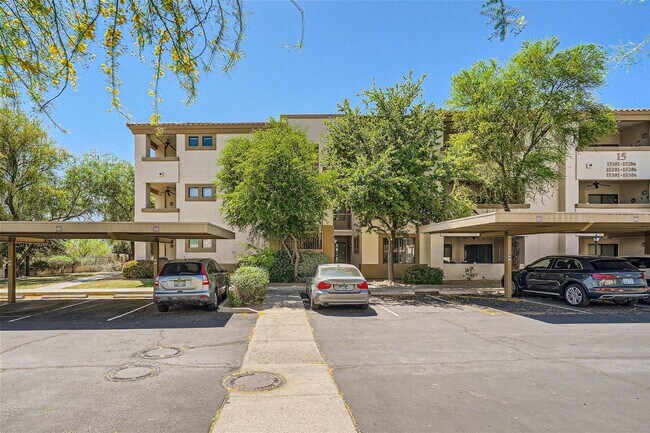 Building Photo - Move-In Special - 2bed/2bath Foothills Rio...