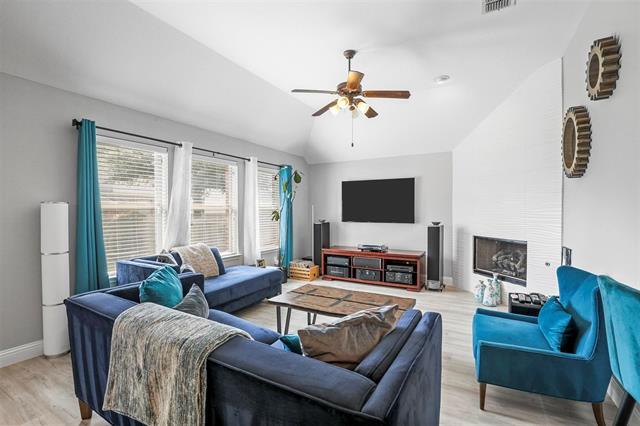 Building Photo - 1904 Hidden Fairway Dr