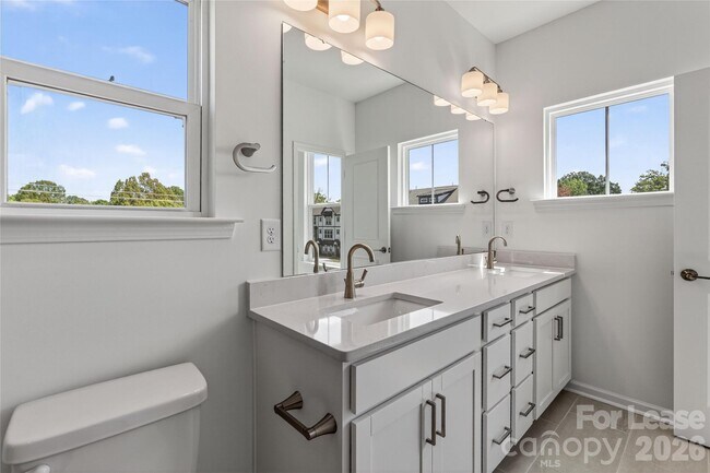 Building Photo - 504 Annie Lowery Wy