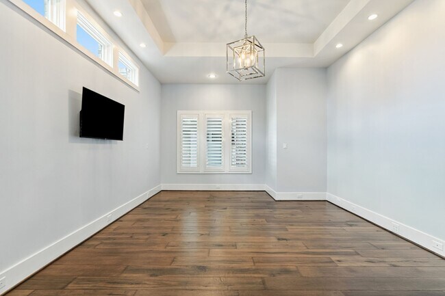 Building Photo - 3610 Oak Forest Dr