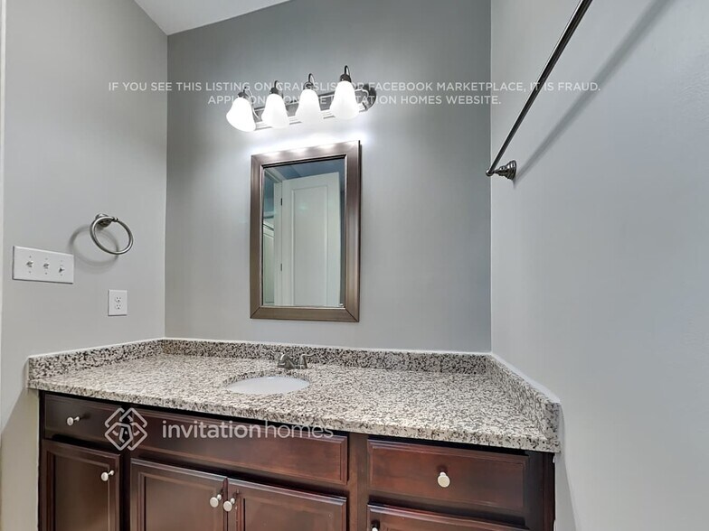 Building Photo - 10318 Blackstone Drive