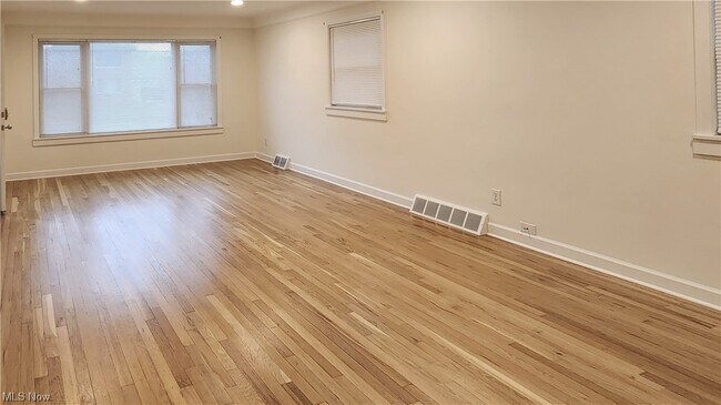 Building Photo - 2299 Westmoor Rd