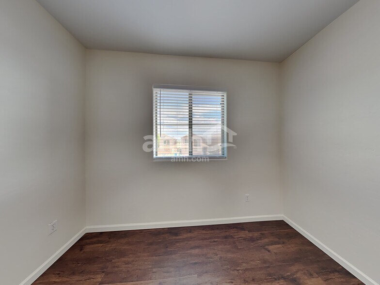 Building Photo - 13882 S Camino Nudo