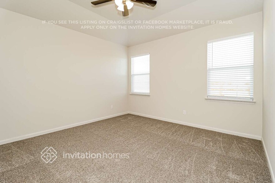 Building Photo - 10020 Pilot Pl