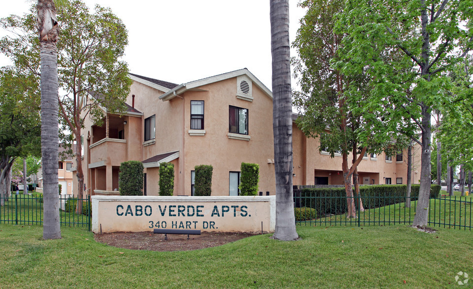 Building Photo - Cabo Verde Apartments