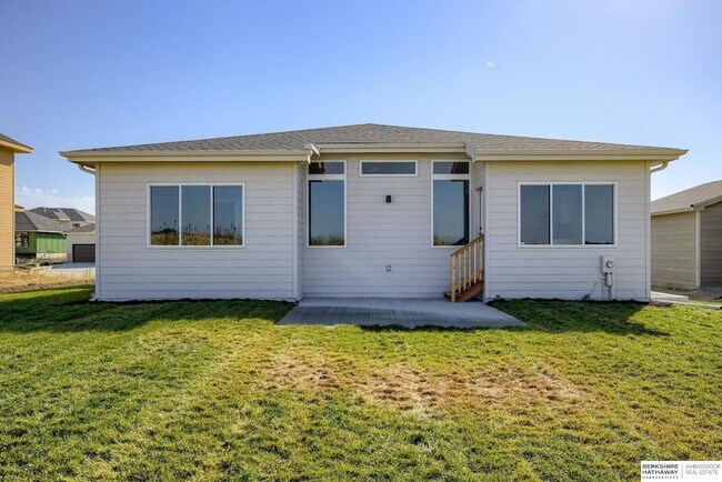 Building Photo - 21144 Jessie Ave