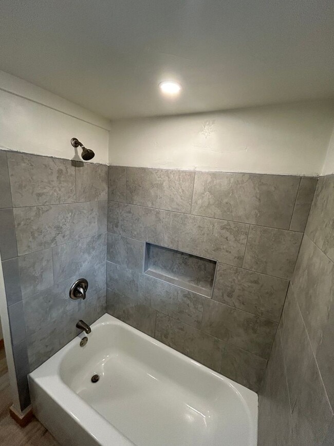 Building Photo - 156-166 A St W (CG)