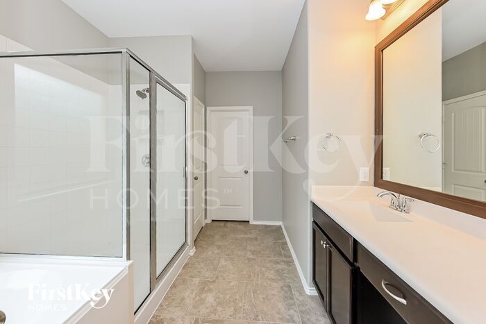 Building Photo - 111 Meadow Mill Dr