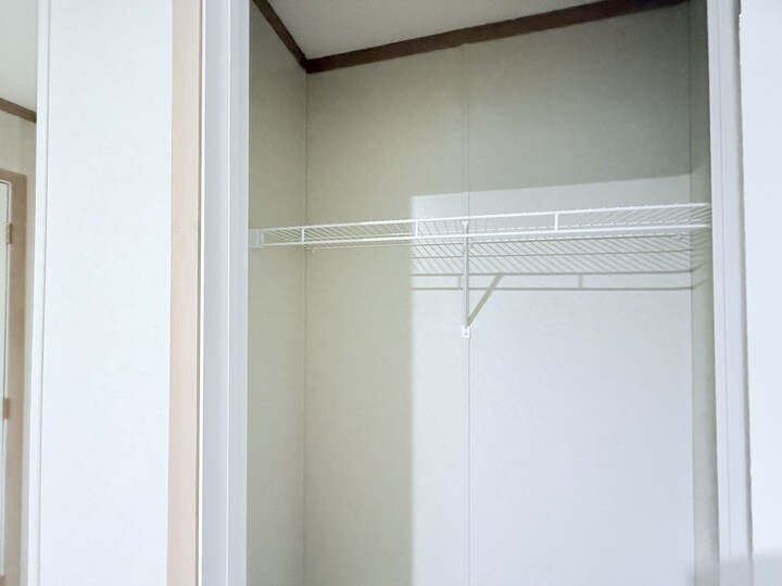 Building Photo - 29752 Jamestown Dr