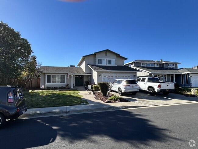 Building Photo - 7338 Quartz Cir