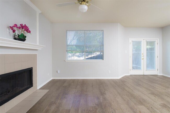 Building Photo - 1200 Gingerlily Cove