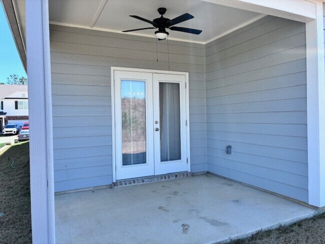 Building Photo - 224 Park Crest Run