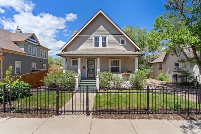 Building Photo - 226 E San Miguel St