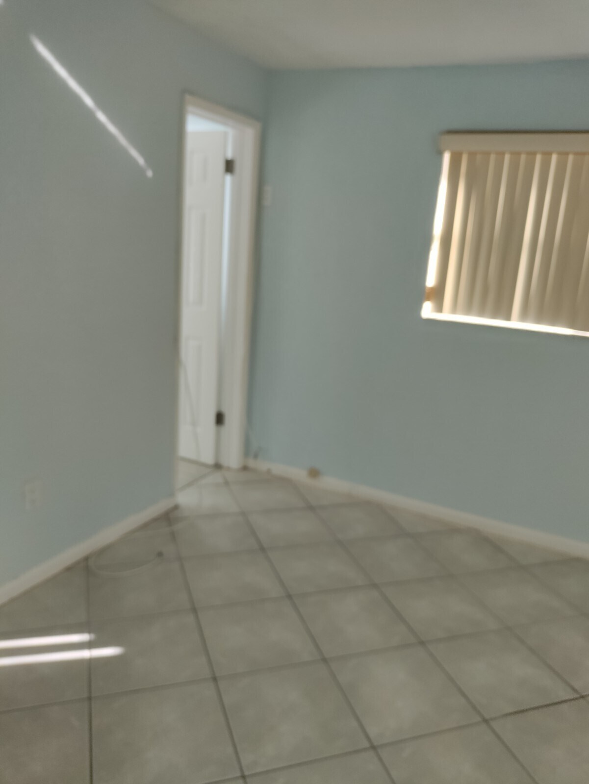 Building Photo - 308 SW 18th Ave