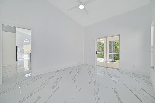 Building Photo - 3832 Sabal Springs Blvd