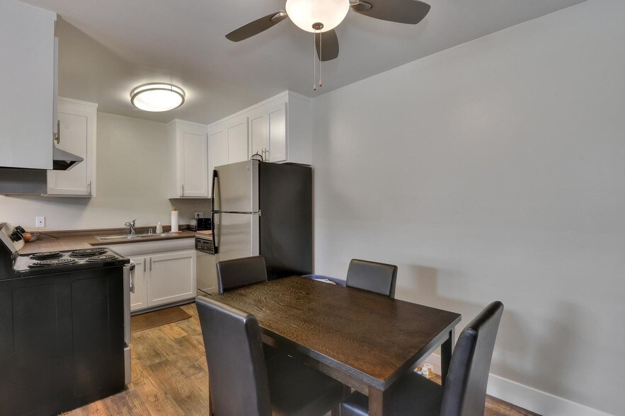 Interior Photo - Mosaic Apartments