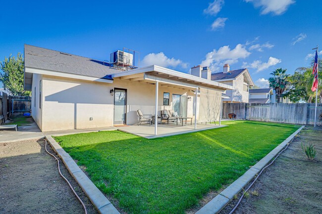 Building Photo - Cute home in Northwest Bakersfield!