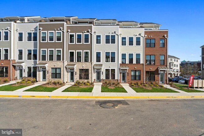 Building Photo - 596 Watermans Dr