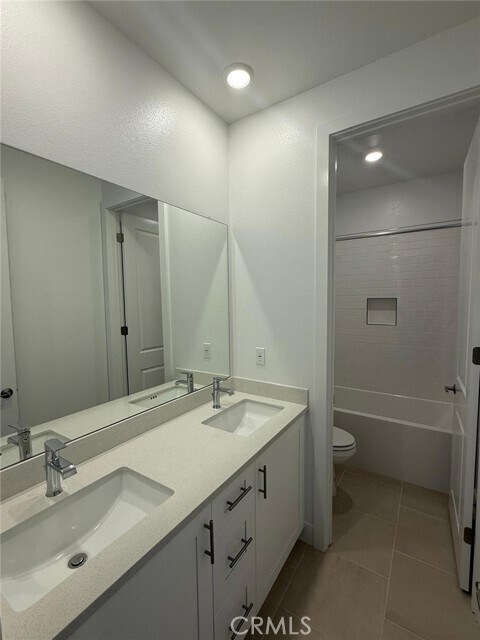 Building Photo - 153 Great Park Blvd