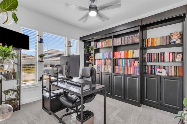 Building Photo - 2428 Mankato Dr