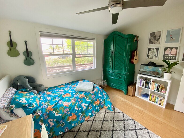 Building Photo - 2573 Oxford Lane