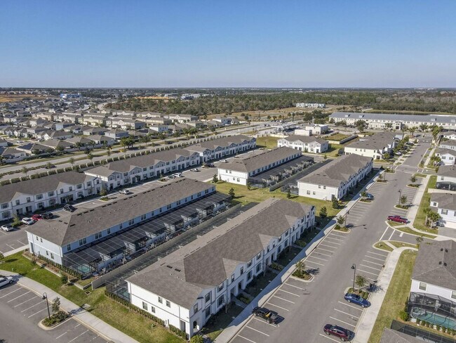 Building Photo - 2404 Tangier Dr
