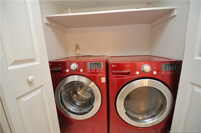 Building Photo - 1260 Donaldson Ct