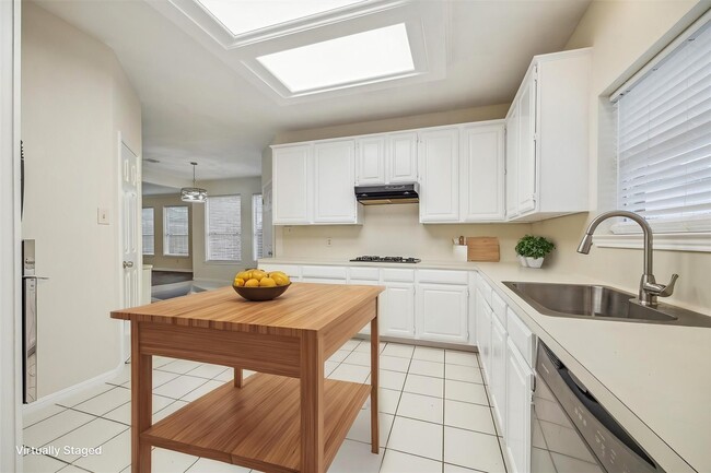 Building Photo - 16403 Wellers Way
