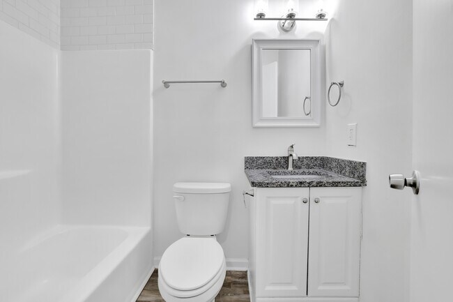 Building Photo - 4520 Coopers Creek Cir SE